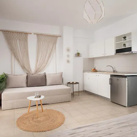 Anastasia Mare * Пефкохори